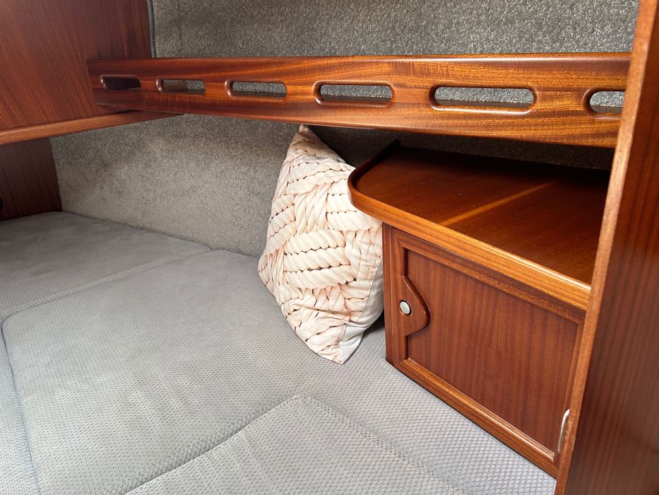 Łódź kabinowa Antila 26 cc