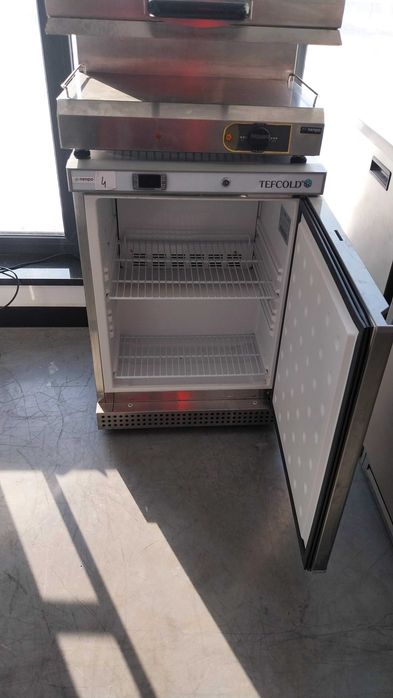 Lodówka podblatowa ze stali | Tefcold Ur200S | Pojemność 200l