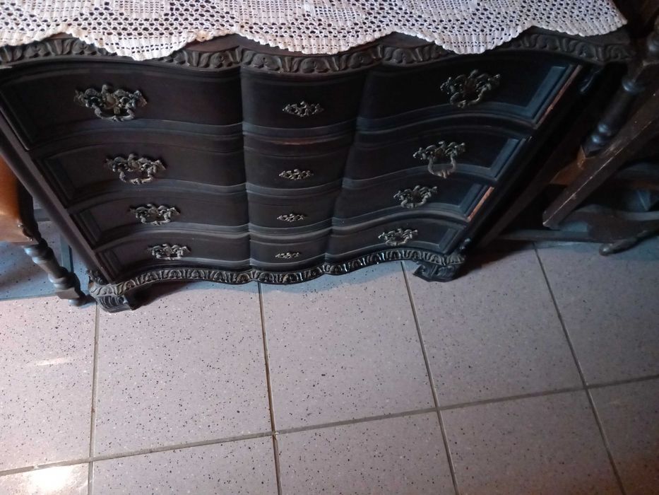 Cómoda com gavetas D.luis