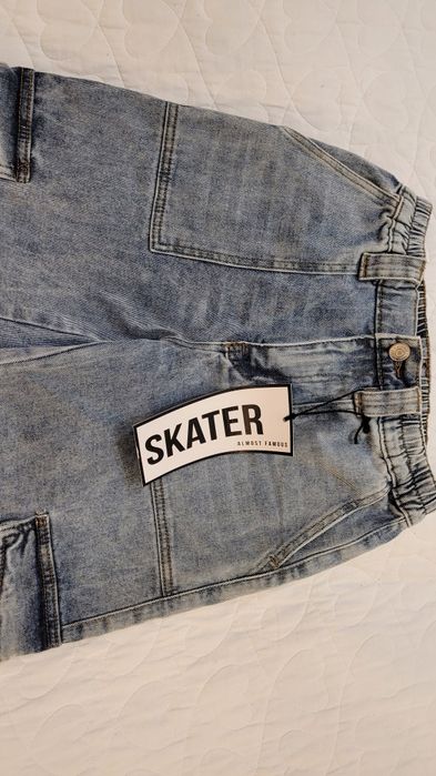 Spodnie Skater jeans damskie  Almost Famous,S, nowe