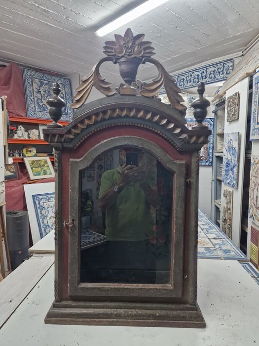 Oratório em madeira século XVIII