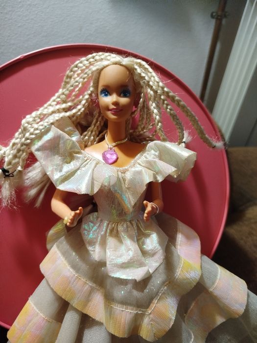 Boneca Barbie modelo secret hart