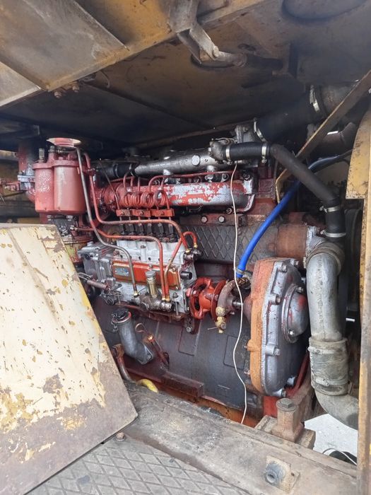 Продам фронтальний погрущик амкадор