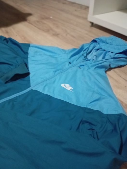 Corta-Vento Nike Tech