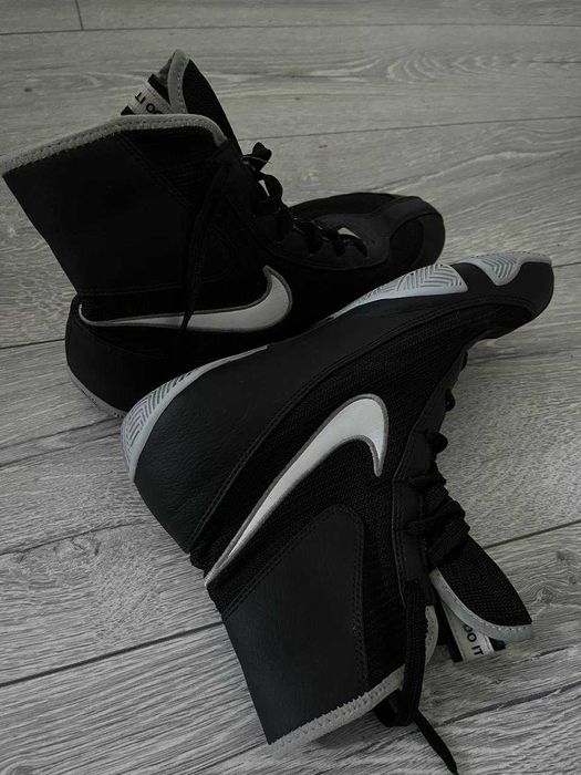 Nike Machomai 2 (чорно-білі)