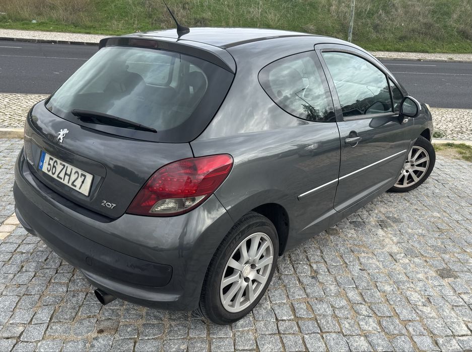Peugeot 207 1.6 HDi 5 Lugares