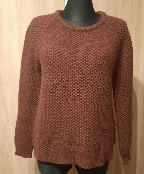 Świetny sweterek rozm L