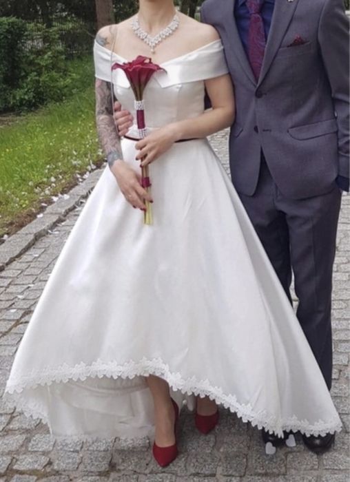 Piękna satynowa suknia ślubna 34/36 biała perła