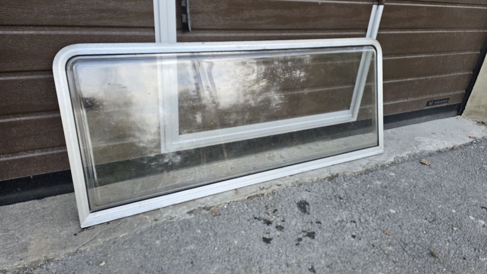 Szyba Okno do przyczepy kempingowej  kampera 2 sztuki