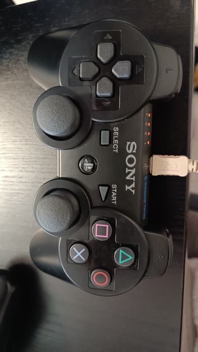 Comandos DualShock  PlayStation 3 avariados.