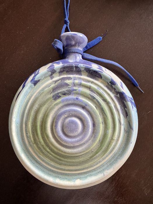 Cantil garrafa decorativa de cerâmica artesanal acabamento esmaltado