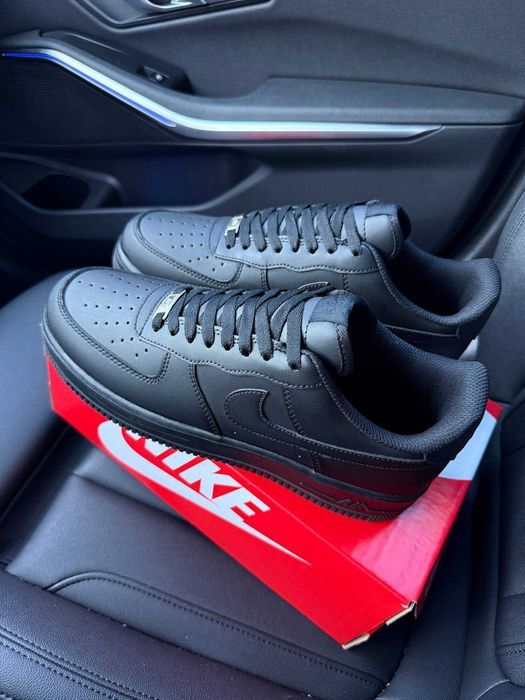 ТОПОВІ кросівки Supreme Nike Air Force 1 чорні