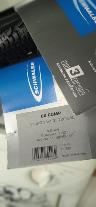 Pneus bicicleta Schwalbe (700x35C) roda 28"