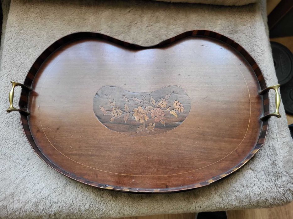 Antyk, Taca edwardianska