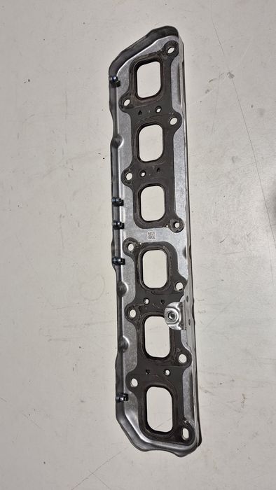 Uszczelka kolektora wydechowego RangeRover K6D3-9448-AF