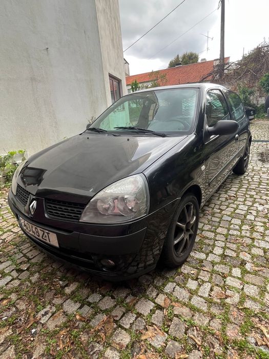Vendo clio comercial