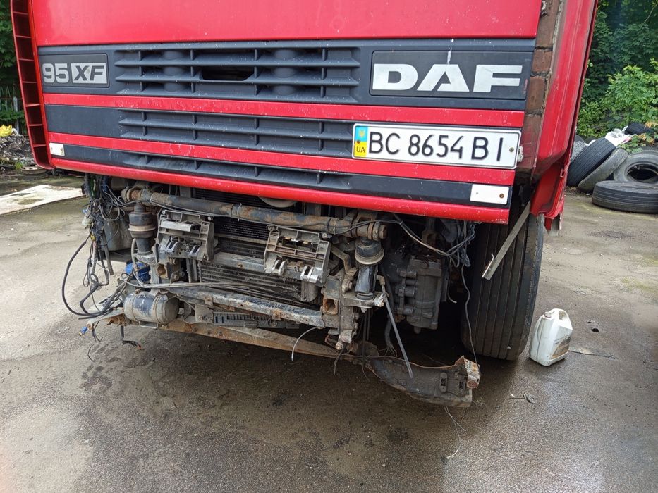 Розборка DAF XF95 1998 сідловий тягач