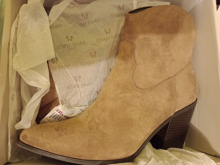 Botki KOWBOJKI Jenny Fairy 41 camel CCC buty zamszowe