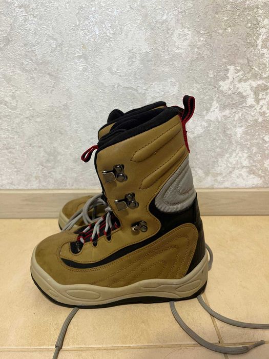 Дитячі боти для сноуборда 36 розмір