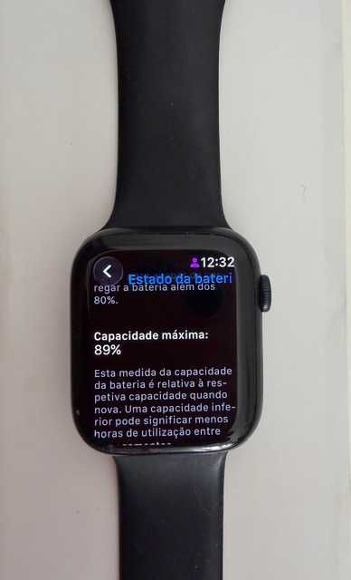 Selling Apple Watch Series 9 45mm (Like New) + Extras!64284413491074124