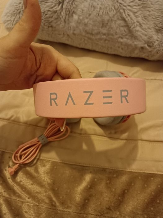 Auscultadores Gaming com Fio RAZER Kraken (Over Ear - QUARTZ) Rosa