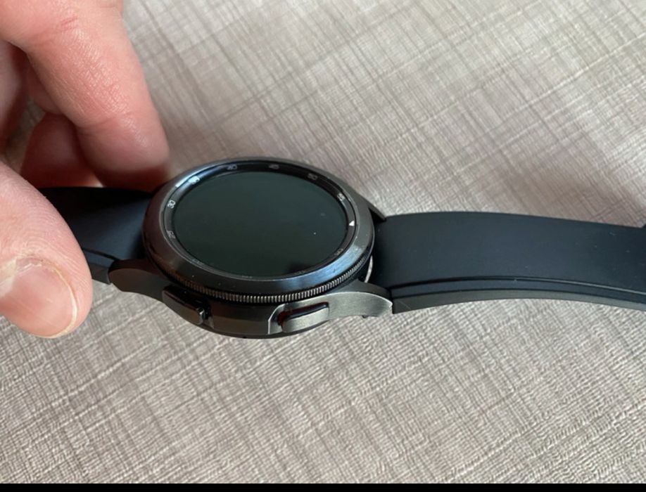 Samsung Galaxy classic watch 4
