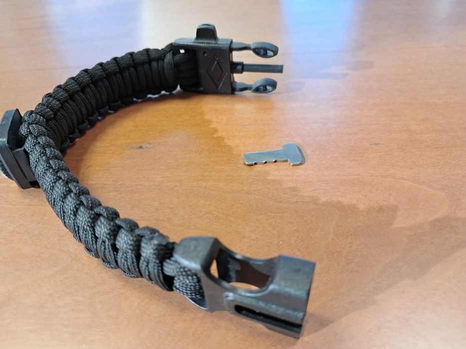 Pulseira tática / sobrevivência / orientação