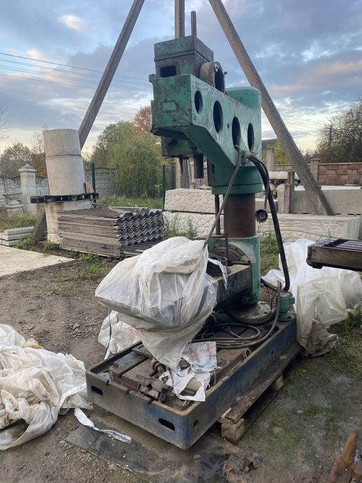 Свердлильний станок