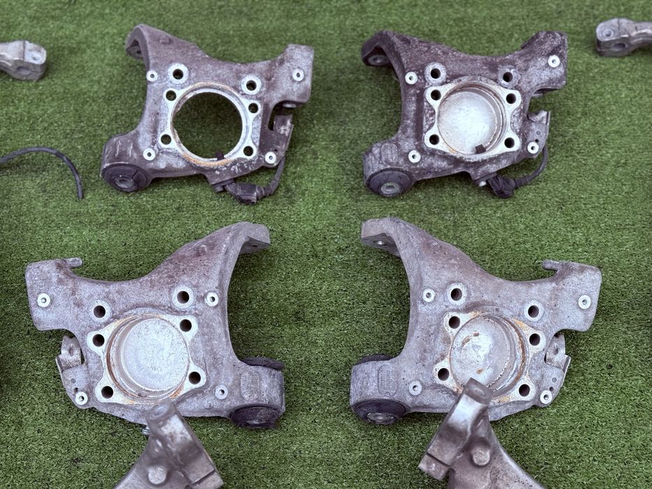 Цапфа передня задня поворотний кулак Ауді А6 С6 Audi A6 C6 розборка