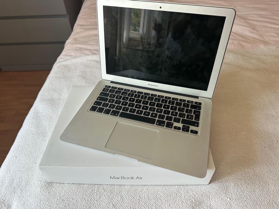 MacBook Air 13”