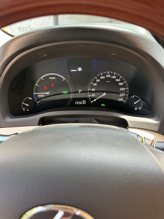 Lexus RX450h весь обслужен обмен на Tesla