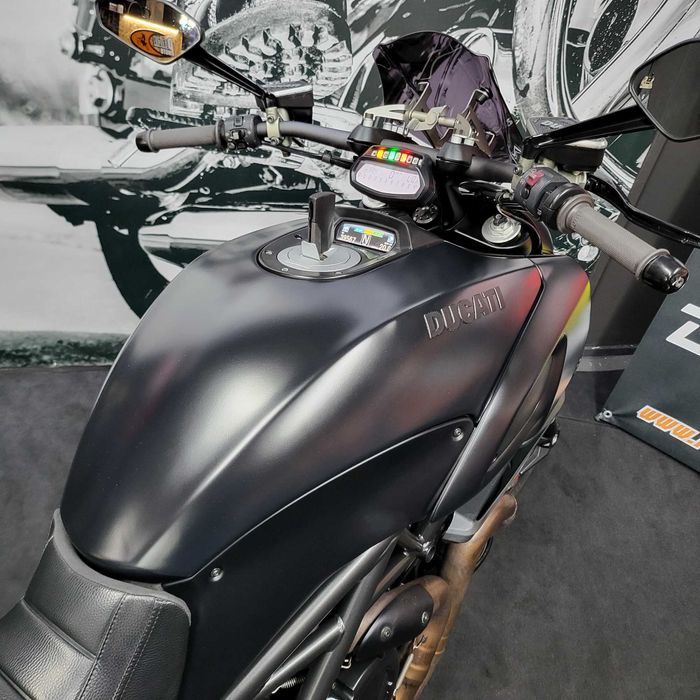 Ducati Diavel 1200