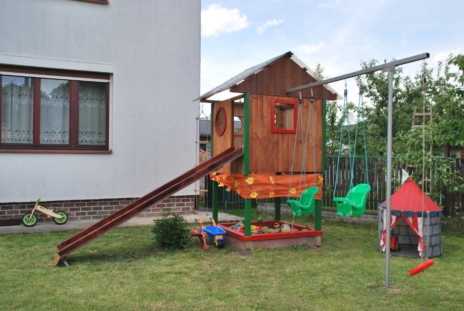Pokoje Gościnne Pod Lipami