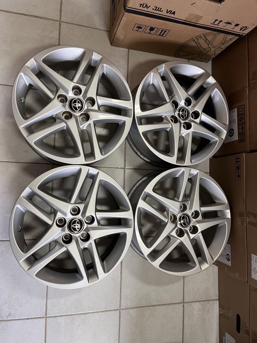Jantes 17” 5x114.3 Originais Toyota