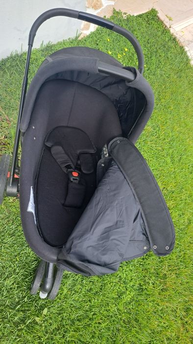 Carrinho de bebé Quinny Mood completo – excelente oportunidade!