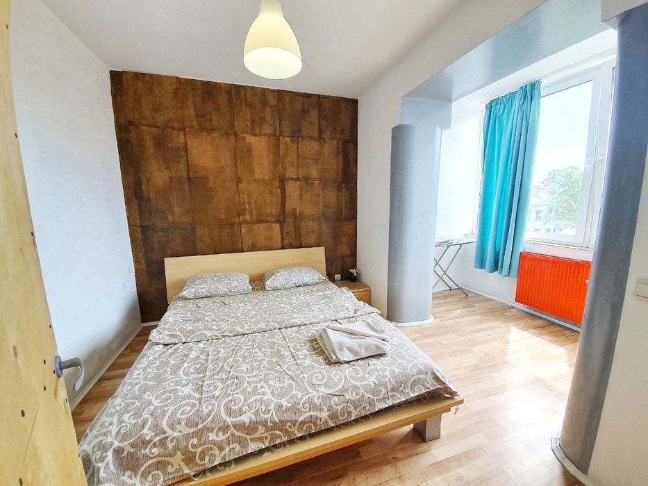 Здаю  подобово. КВАРТИРУ   велику центр Мазепи    !!! Погодинно