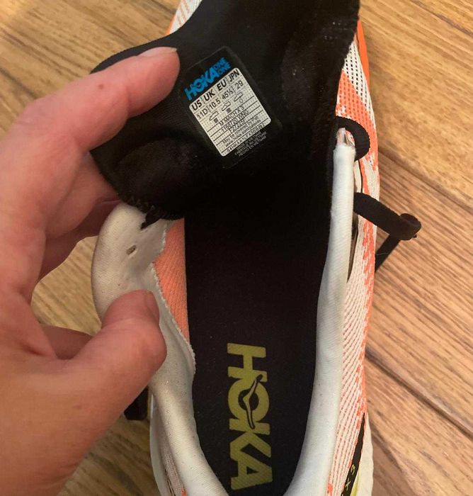 Hoka mach x 3 — преміальні бігові кросівки