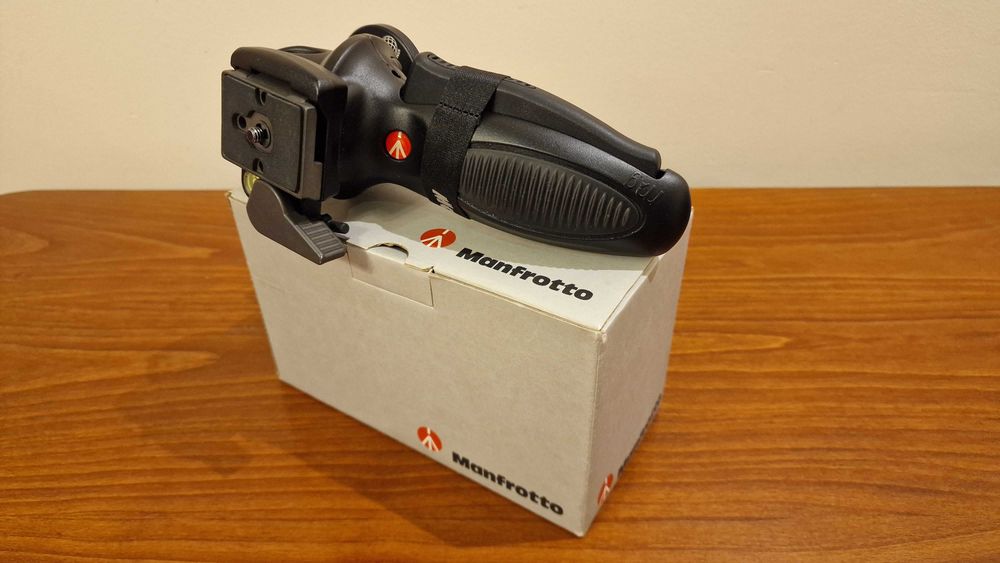 Głowica Manfrotto 327RC2 typu joystick duża, płytka 200PL/RC2