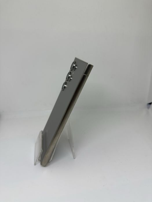 Samsung s24 Ultra Natural Titanium 12/256gb Neverlock