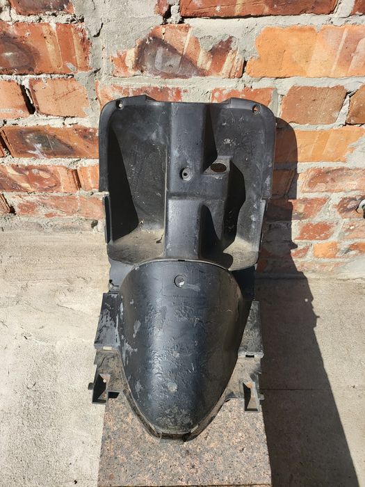 Пластик Suzuki sepia zz