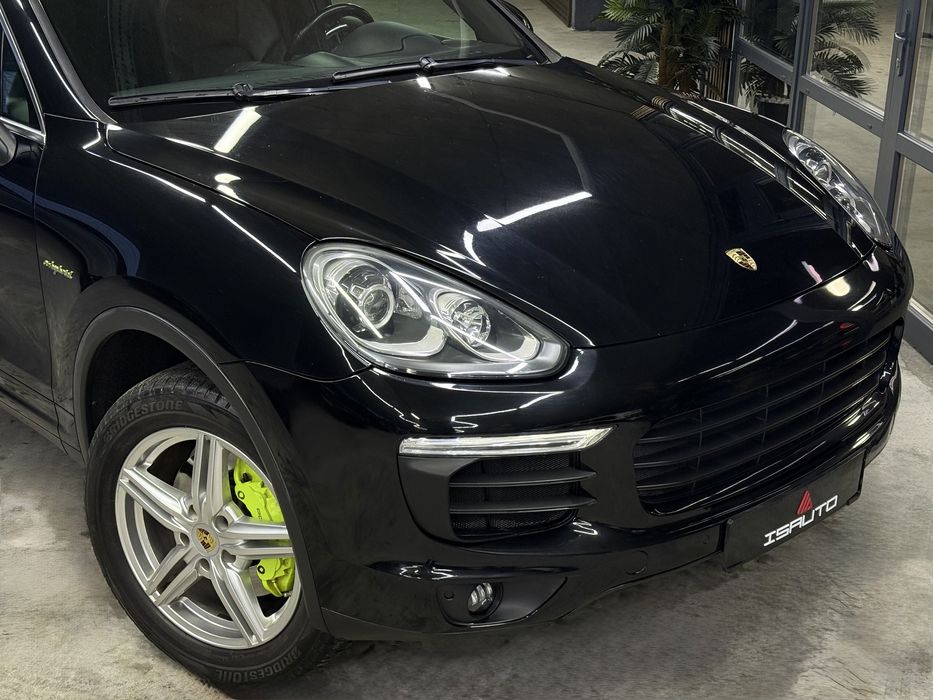 Porsche Cayenne S hybrid