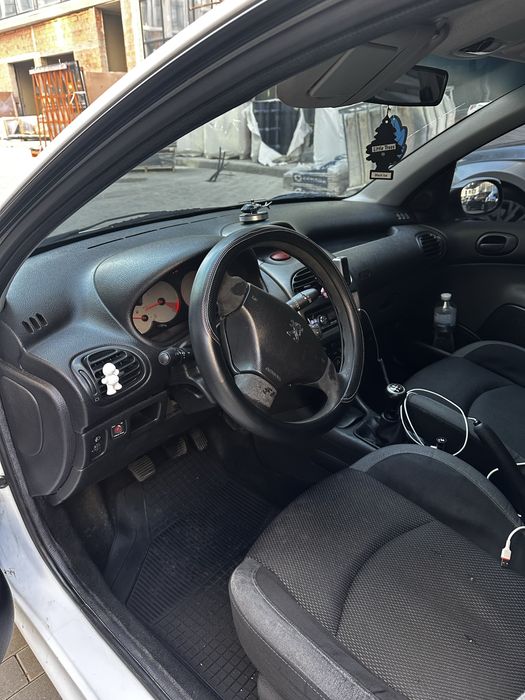 Peugeot 206 2006 VIN VF32A8HZA47517279 фото оголошення 5 з 19