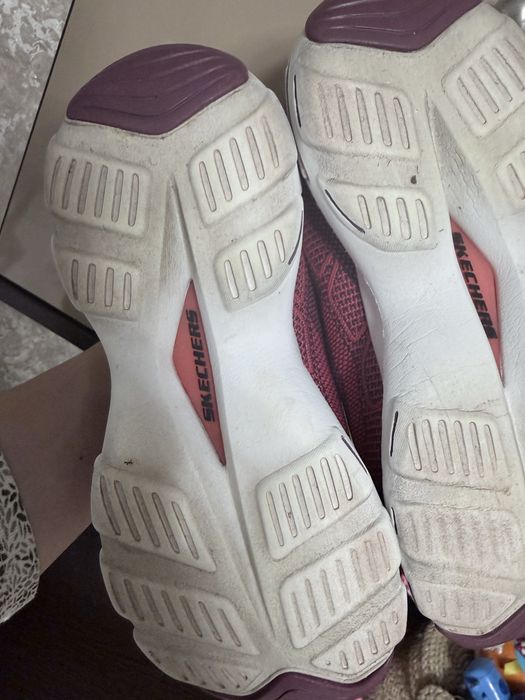 Кросівки skechers 36 розмір