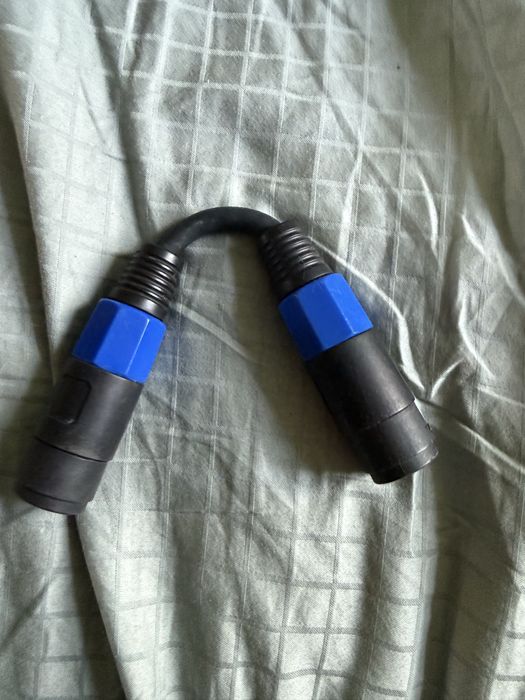Продам кабель-перехідник CERRXIAN Speakon Female to Female 2 Pole