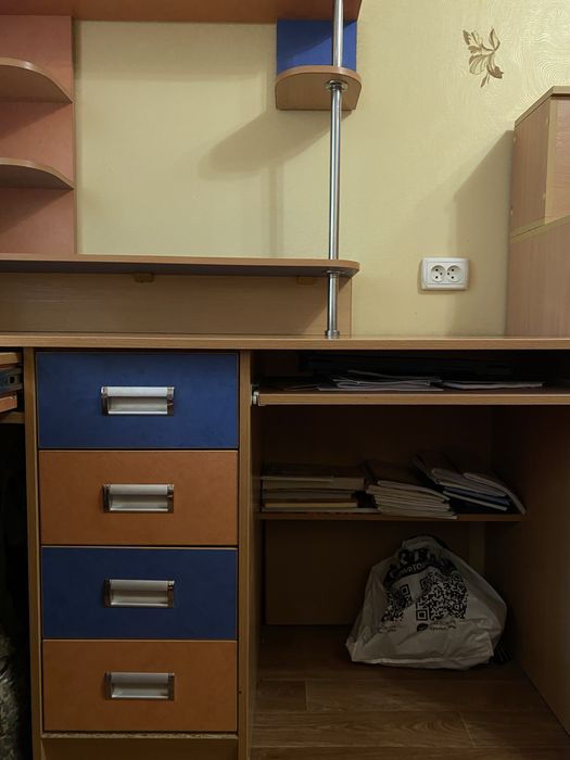 Стол - трансформер письменный детский