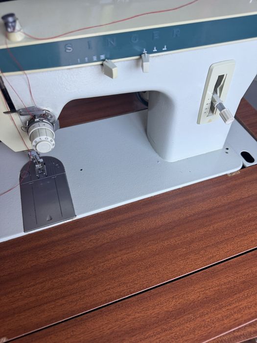 Maquina costura singer