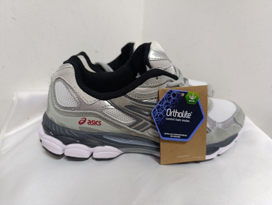 Asics Gel NYC buty sportowe nowe z metką 42