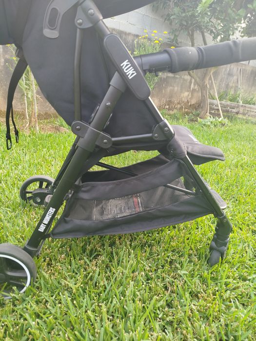 Carrinho de Passeio Compacto