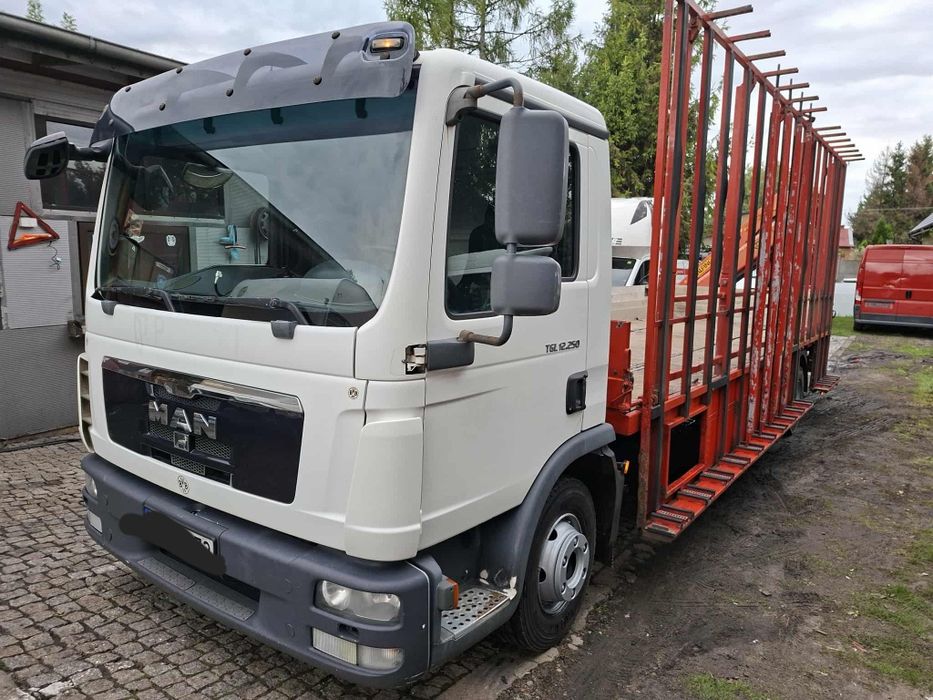 Man TGL 12.250 HDS Palfinger 
  HDS Palfinger