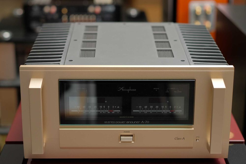 Accuphase A-70 wzmacniacz mocy używany